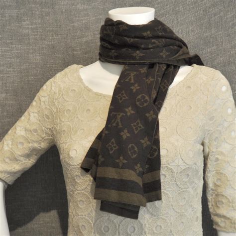 cheap louis vuitton head scarf|louis vuitton cashmere scarf price.